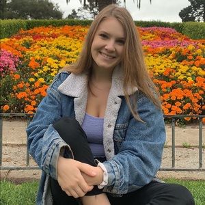 Meet your Posher, Paige